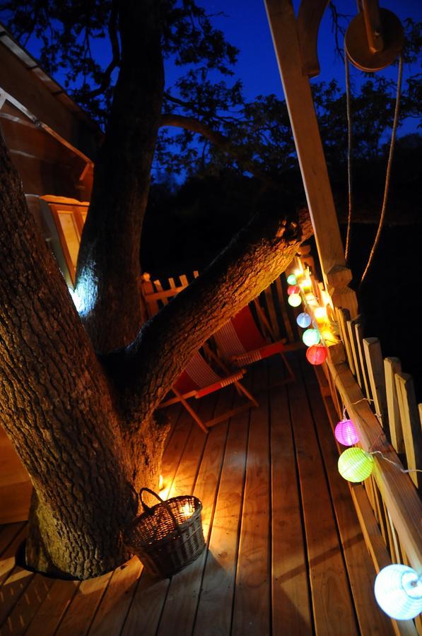 La Cabane Du Vieux Chene Susmiou 外观 照片